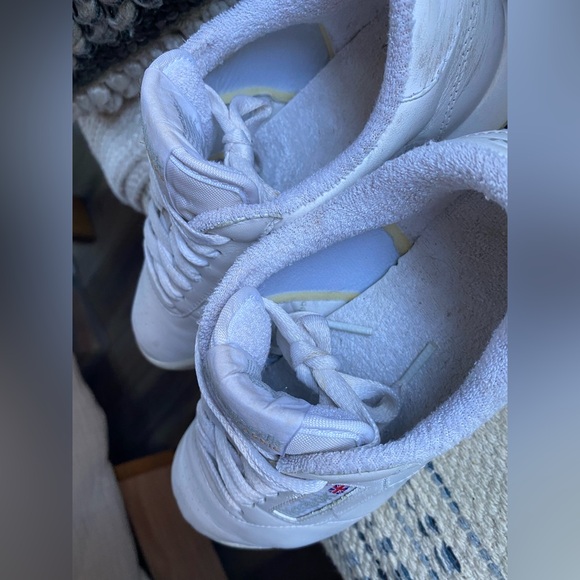 Reebok shoes - Picture 9 of 16